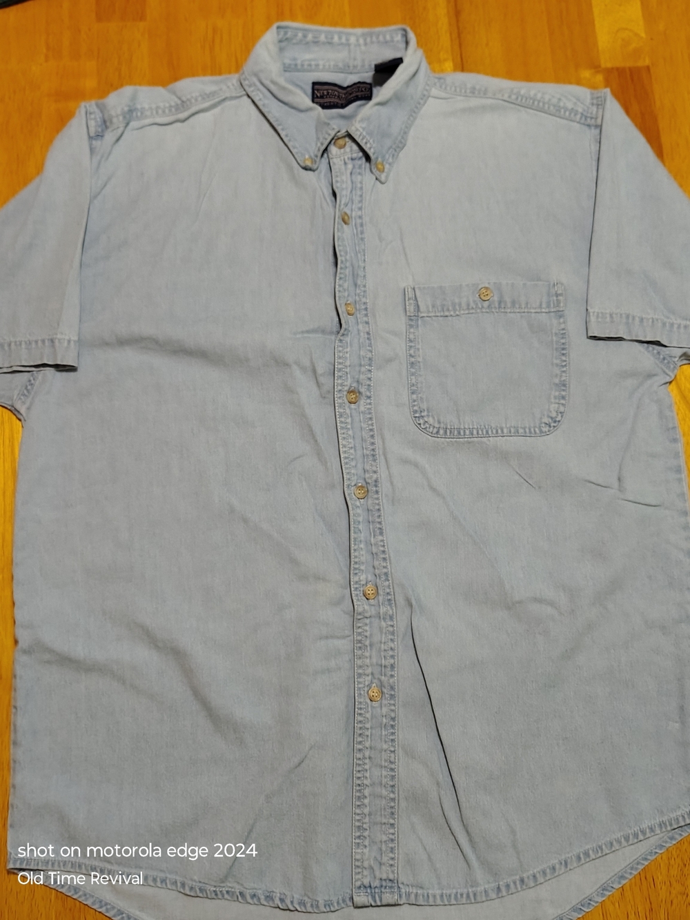 Newton Trading Co Men’s Large Light Blue Denim Short Sleeve Button Down